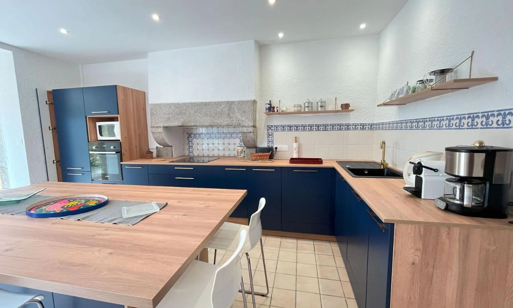 Maison Kersaliou, Proche Mer St Pol De Leon Saint-Pol-de-Léon 0*,  França